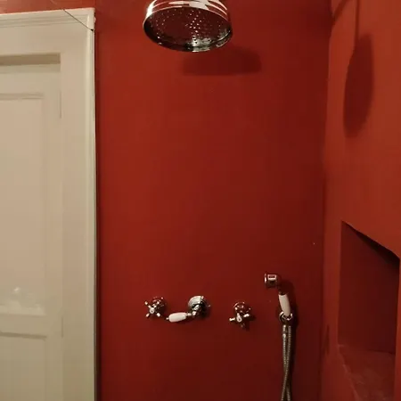 Rosso Lejlighed *