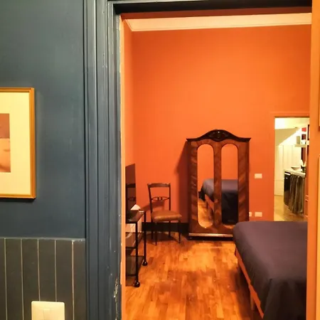 Apartment Rosso Neapel